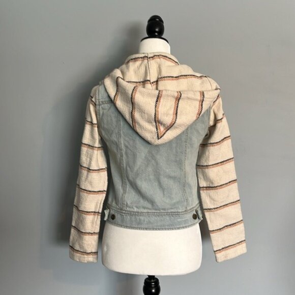 Billabong Denim Knit Beach Jean Jacket Small Faded - Picture 3 of 4